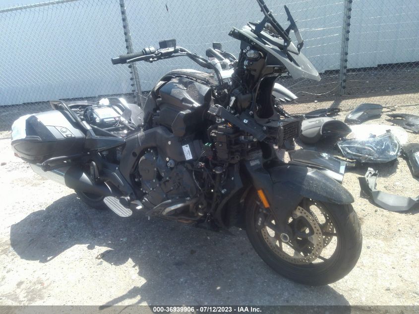 2022 BMW K1600 B - WB10F6301N6F97502