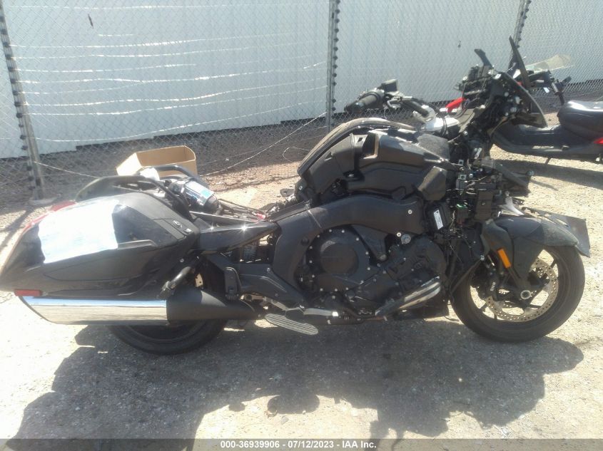 2022 BMW K1600 B - WB10F6301N6F97502