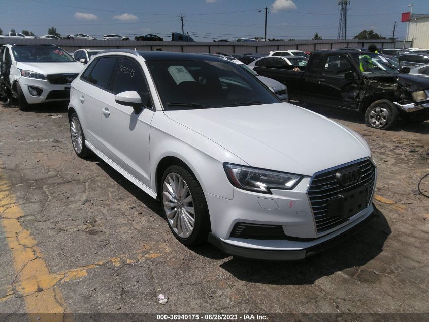 2017 AUDI A3 SPORTBACK E-TRON PREMIUM - WAUUPBFF3HA080014