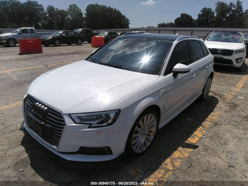 2017 AUDI A3 SPORTBACK E-TRON PREMIUM - WAUUPBFF3HA080014