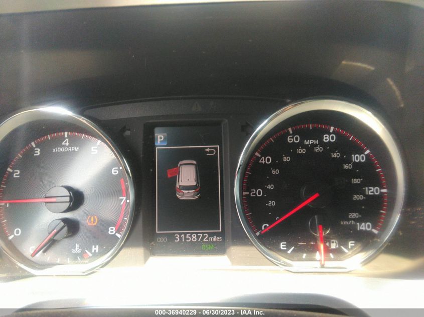 2016 TOYOTA RAV4 SE - JTMJFREV1GD185402