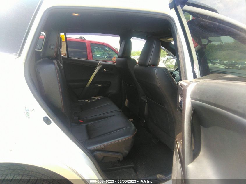 2016 TOYOTA RAV4 SE - JTMJFREV1GD185402
