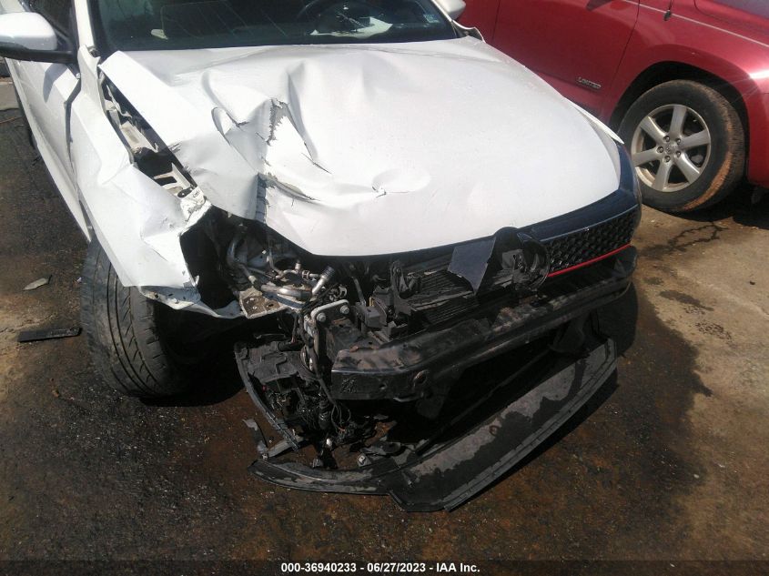 2014 VOLKSWAGEN JETTA SEDAN GLI EDITION 30 W/NAV - 3VW5T7AJ0EM330865