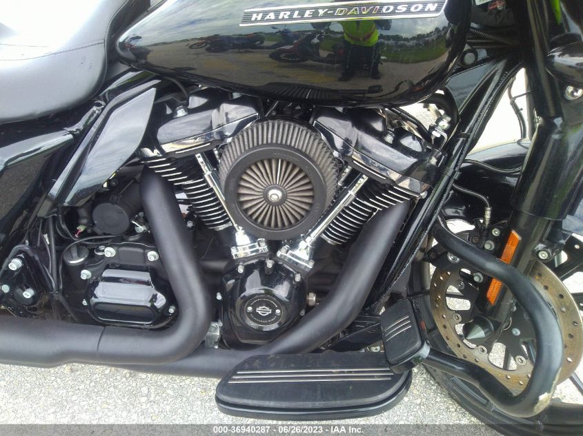 2019 HARLEY-DAVIDSON FLHXS - 1HD1KRP11KB646199
