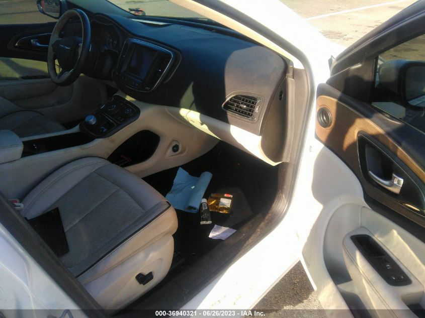 2015 CHRYSLER 200 C - 1C3CCCCGXFN616013