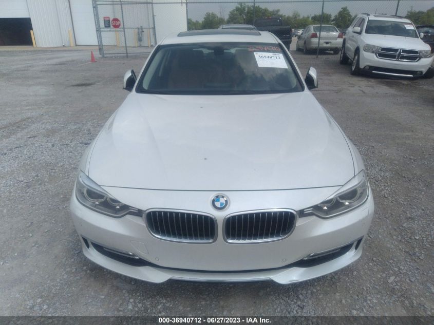 2013 BMW 3 SERIES 328I XDRIVE - WBA3B5G57DNS05004