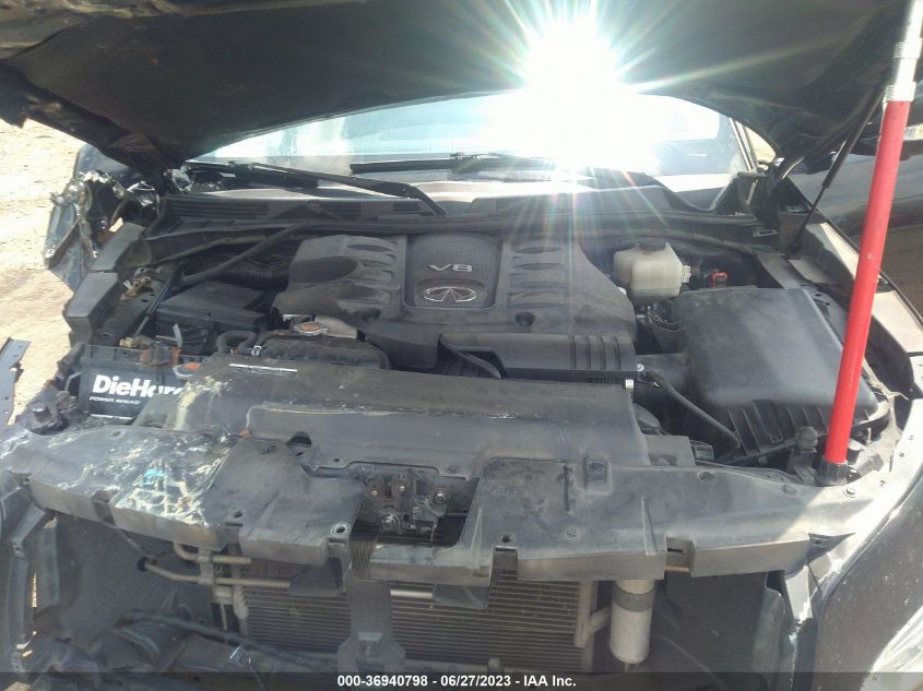 2016 INFINITI QX80 - JN8AZ2NF9G9611383