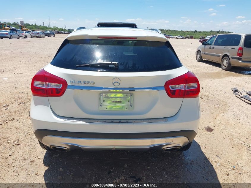 2015 MERCEDES-BENZ GLA-CLASS GLA 250 - WDCTG4EB5FJ138804