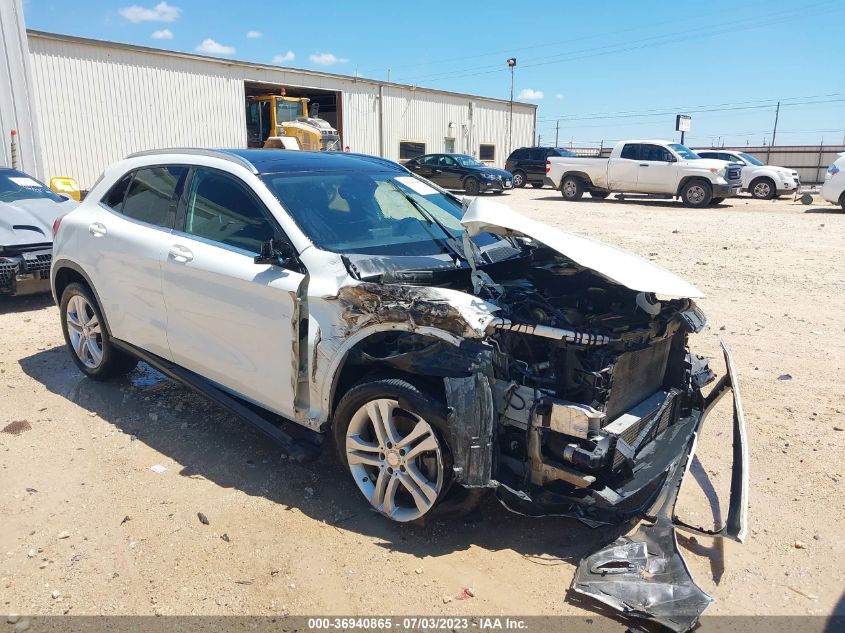 2015 MERCEDES-BENZ GLA-CLASS GLA 250 - WDCTG4EB5FJ138804