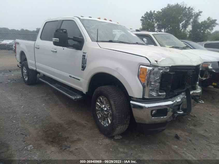 2017 FORD SUPER DUTY F-250 SRW LARIAT/PLATINUM - 1FT7W2BT5HED16167