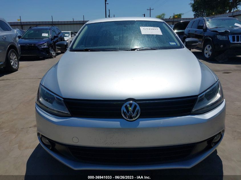 2014 VOLKSWAGEN JETTA SEDAN S - 3VW2K7AJ2EM206960