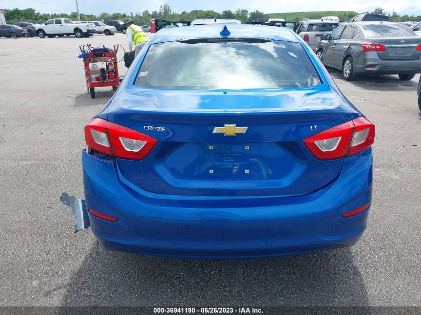 2018 CHEVROLET CRUZE LT - 1G1BE5SM3J7201528