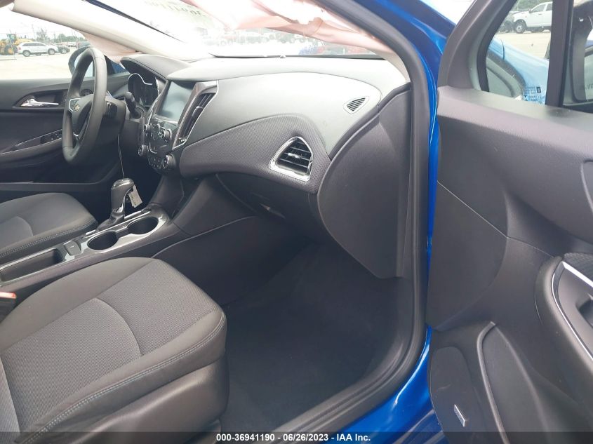 2018 CHEVROLET CRUZE LT - 1G1BE5SM3J7201528