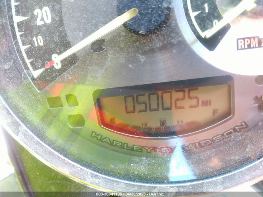 2007 HARLEY-DAVIDSON FXSTB 1HD1JA51X7Y094651