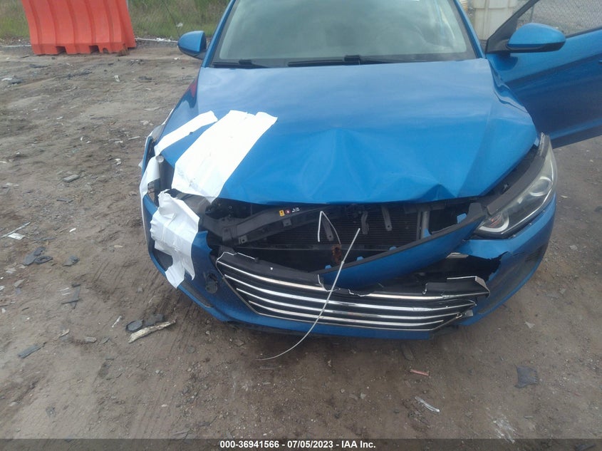 VIN KMHD74LF3HU114885 2017 HYUNDAI ELANTRA SE