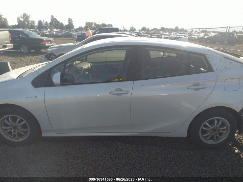 2021 TOYOTA PRIUS LE/XLE - JTDL9MFU6M3023095