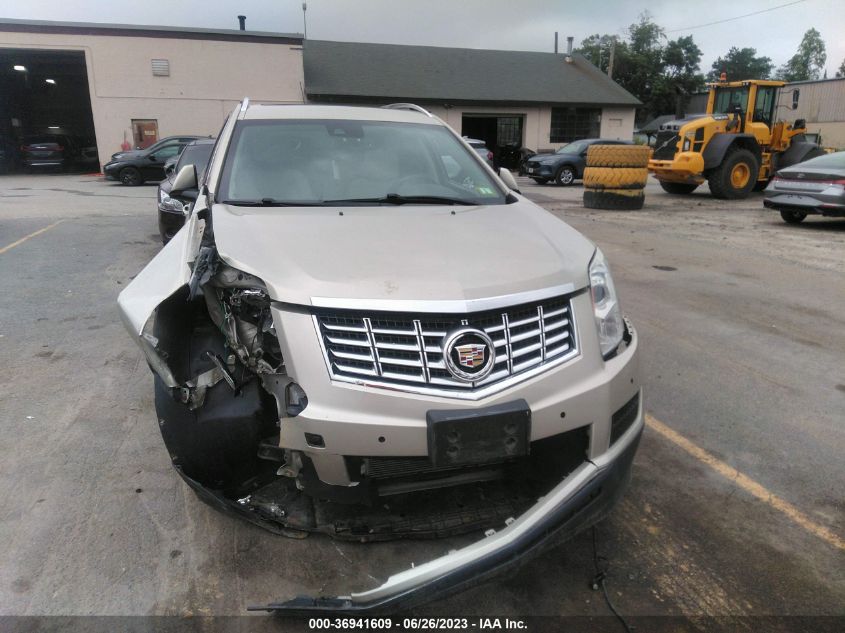 2015 CADILLAC SRX LUXURY COLLECTION - 3GYFNEE39FS624046