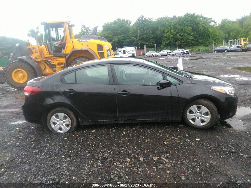 2017 KIA FORTE LX - 3KPFK4A73HE091369