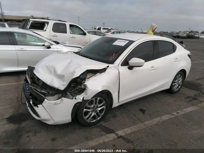 VIN 3MYDLBYV1JY323583 2018 TOYOTA YARIS IA