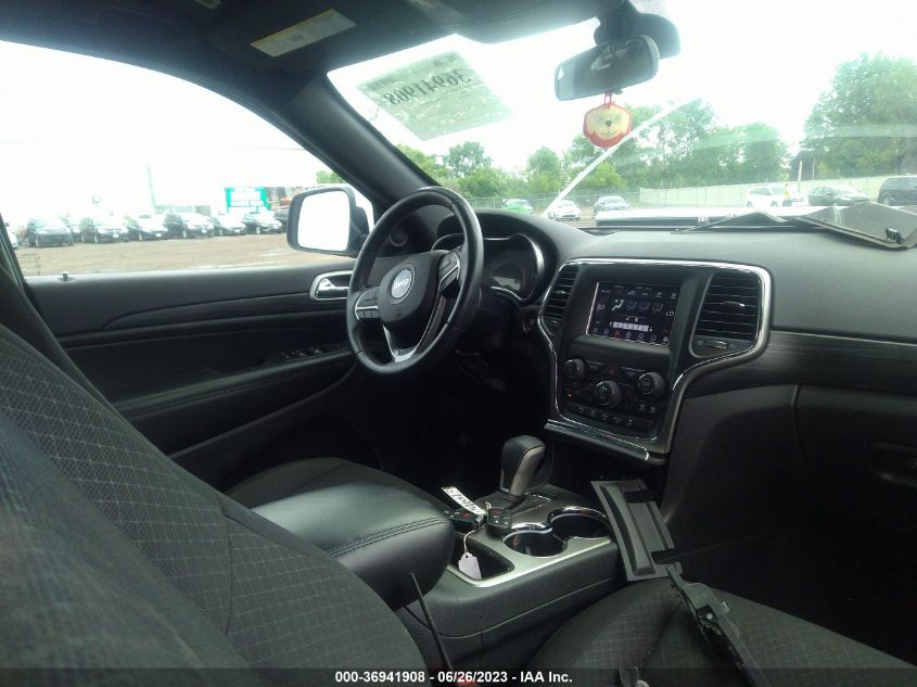 2019 JEEP GRAND CHEROKEE LAREDO E - 1C4RJFAGXKC791867