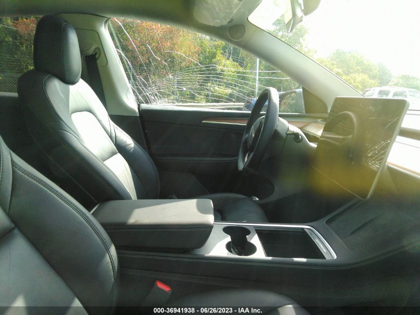 2022 TESLA MODEL Y LONG RANGE - 7SAYGAEE2NF537425