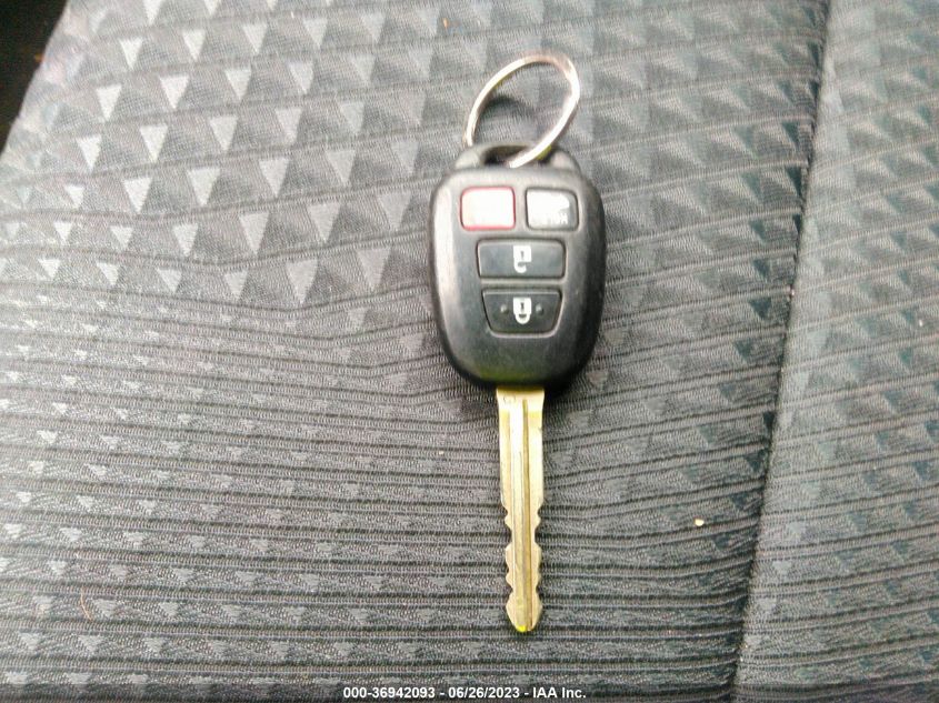 2013 TOYOTA CAMRY L/SE/LE/XLE - 04T1BF1FK2DU24374