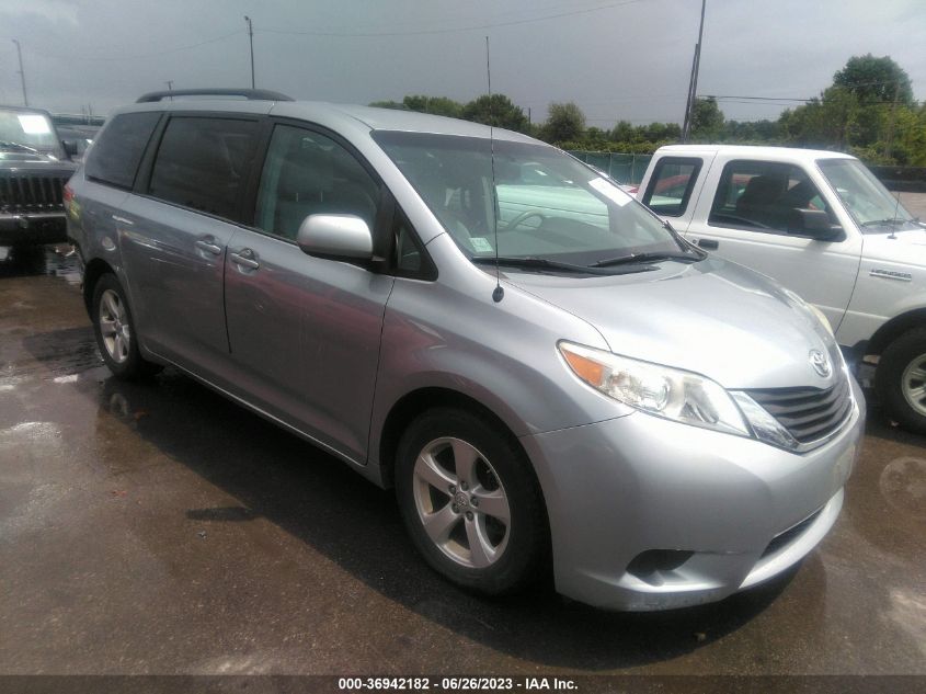 2013 TOYOTA SIENNA LE - 5TDKK3DC8DS305175