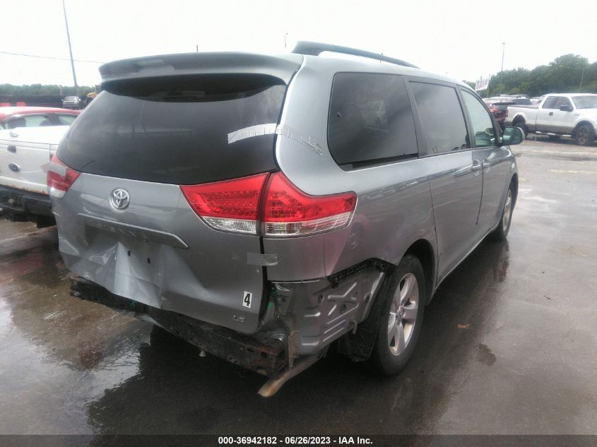 2013 TOYOTA SIENNA LE - 5TDKK3DC8DS305175