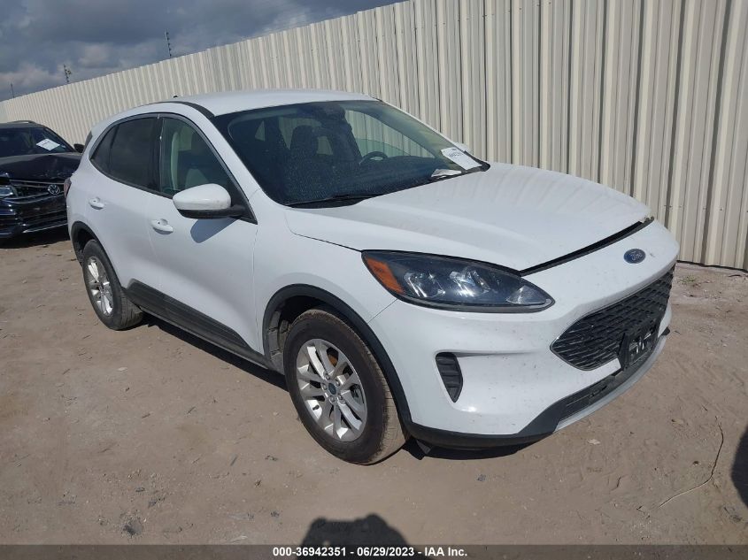 2020 FORD ESCAPE SE - 1FMCU0G68LUB02179