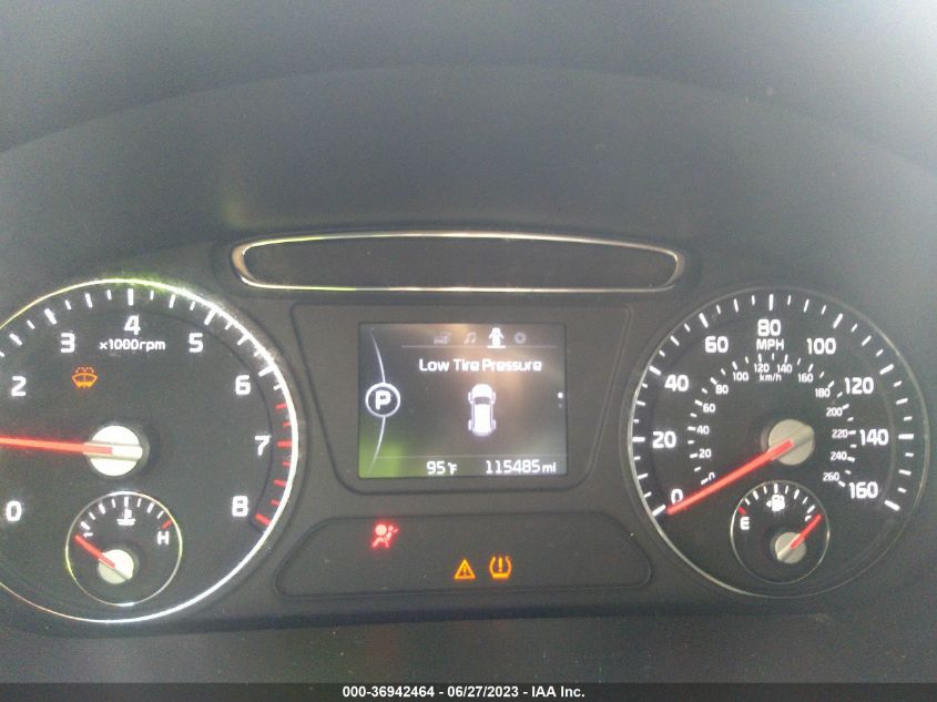 2016 KIA SORENTO LX - 5XYPG4A52GG069935
