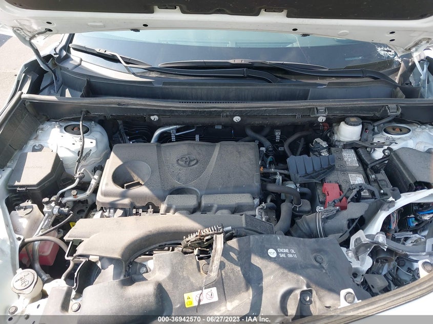 VIN 2T3A1RFV3LW135417 2020 TOYOTA RAV4 XLE PREMIUM