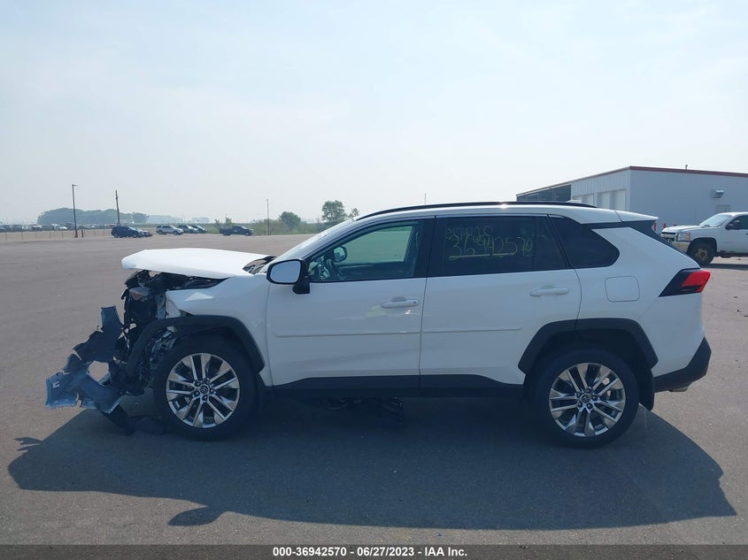VIN 2T3A1RFV3LW135417 2020 TOYOTA RAV4 XLE PREMIUM