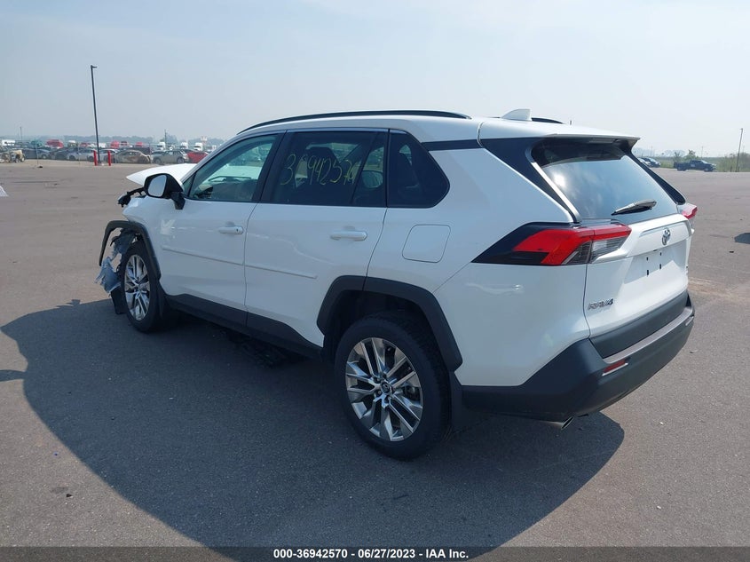 VIN 2T3A1RFV3LW135417 2020 TOYOTA RAV4 XLE PREMIUM
