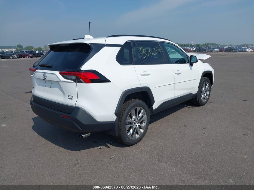 VIN 2T3A1RFV3LW135417 2020 TOYOTA RAV4 XLE PREMIUM