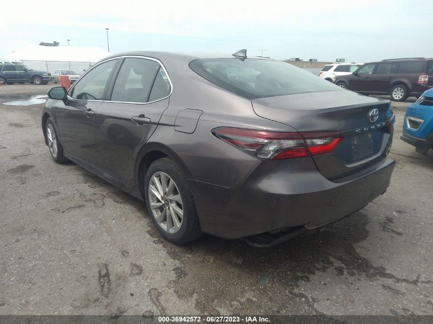 2022 TOYOTA CAMRY LE - 4T1C11AK5NU663785