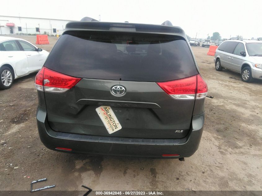 5TDYK3DC5CS185294 2012 TOYOTA SIENNA - Image 16
