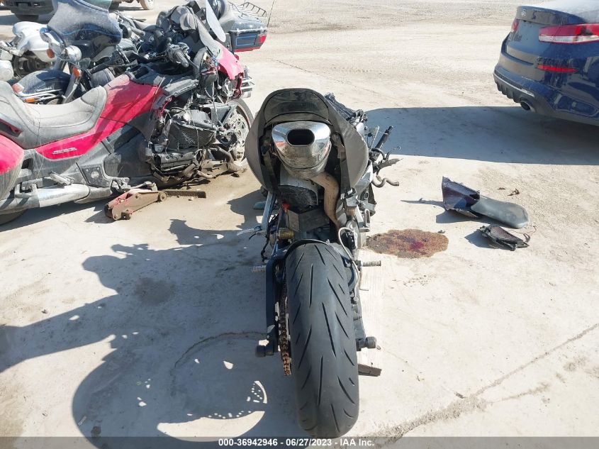 2005 HONDA CBR600 RR - JH2PC37095M207037