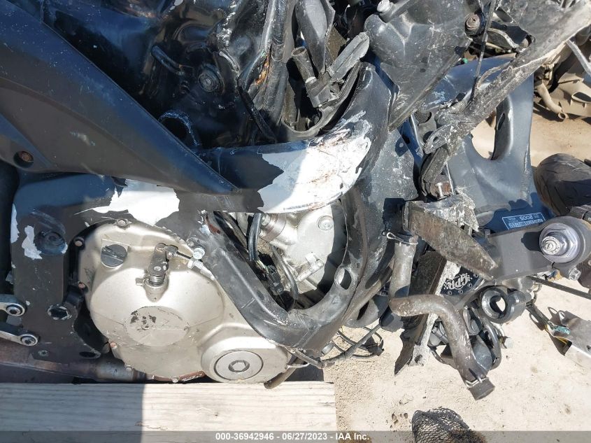 2005 HONDA CBR600 RR - JH2PC37095M207037