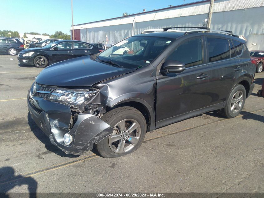 2015 TOYOTA RAV4 XLE - JTMRFREV2FD149008