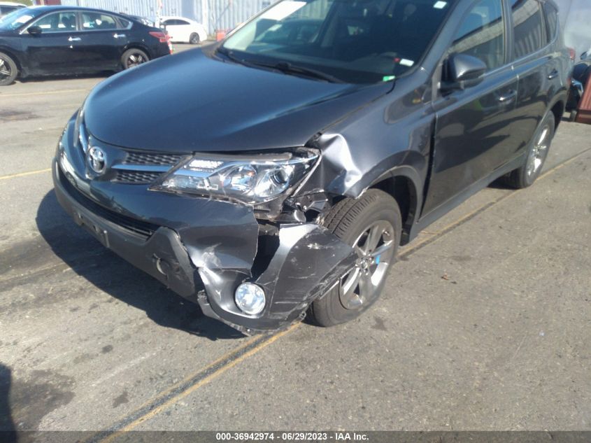 2015 TOYOTA RAV4 XLE - JTMRFREV2FD149008