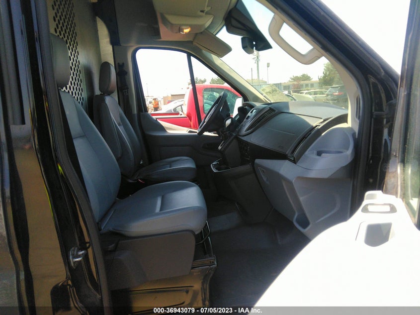 VIN 1FTYR3XVXJKB09082 2018 FORD TRANSIT VAN