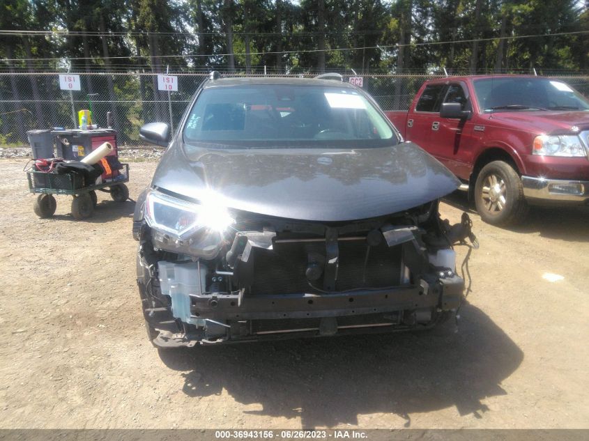 2018 TOYOTA RAV4 XLE - JTMRFREV1JD240215