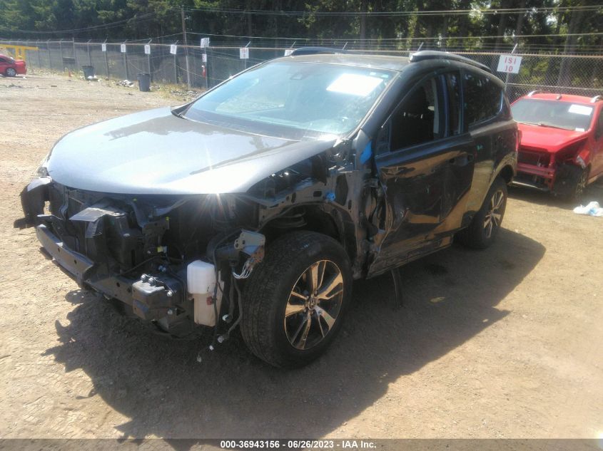 2018 TOYOTA RAV4 XLE - JTMRFREV1JD240215