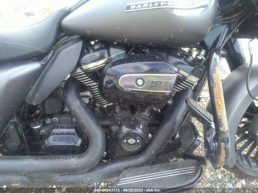 2017 HARLEY-DAVIDSON FLHRXS - 1HD1KVC24HB650456
