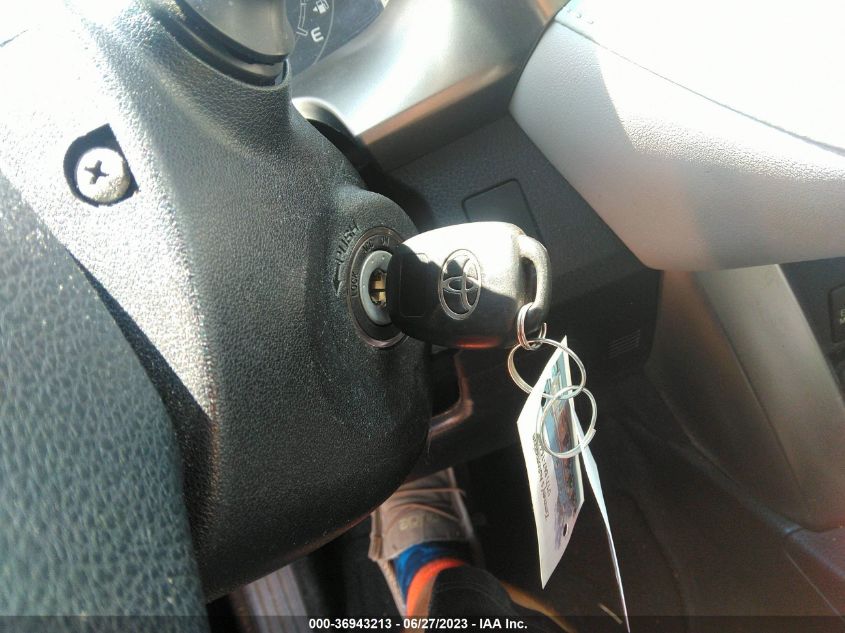 2013 TOYOTA RAV4 XLE - JTMRFREV6D5003430