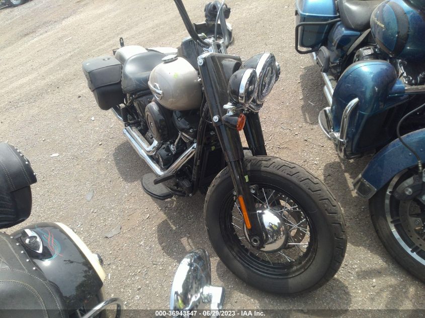 1HD1YAJ18JC027102 HARLEY-DAVIDSON FLHC HERITAGE CLASSIC 2018