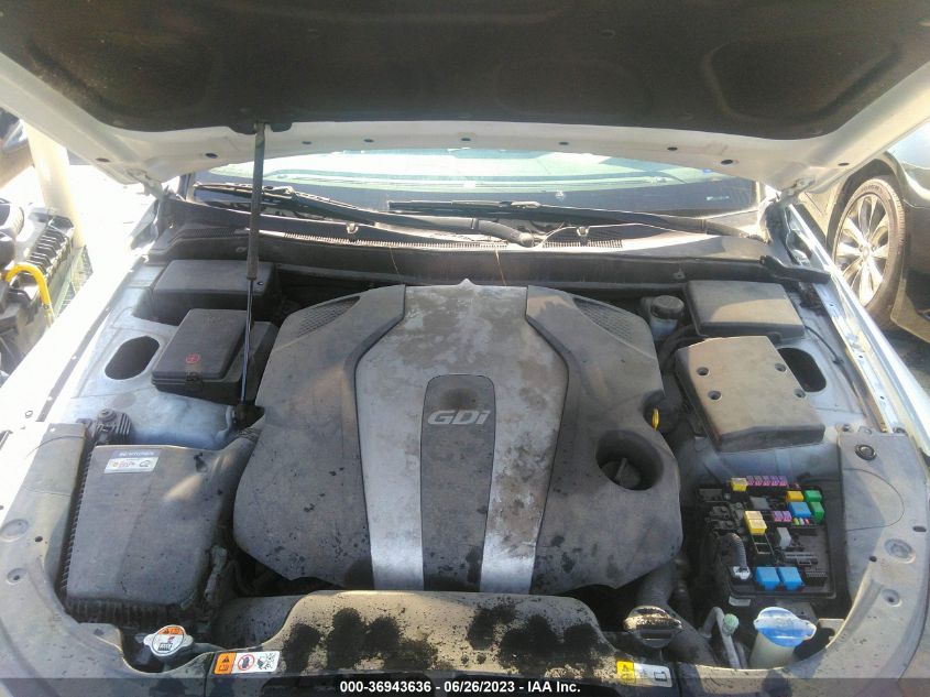 2013 HYUNDAI GENESIS 3.8L - KMHGC4DD5DU228970