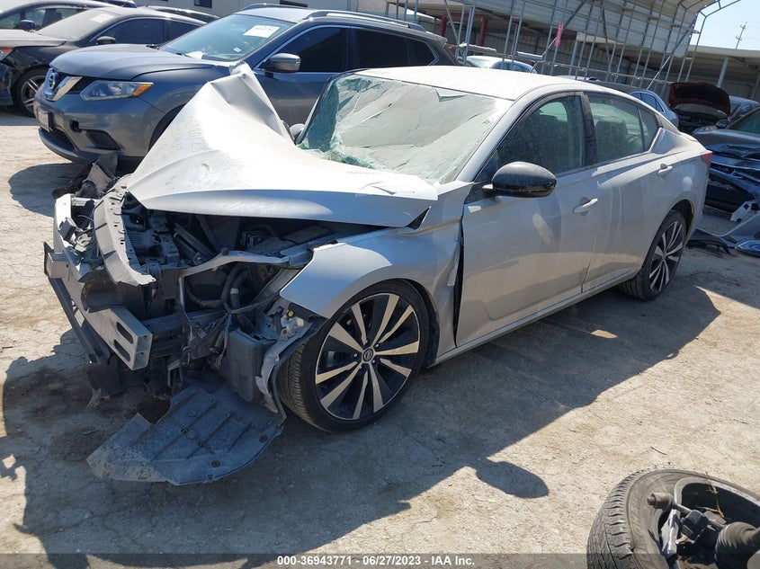 VIN 1N4BL4CV1LC211795 2020 NISSAN ALTIMA SR