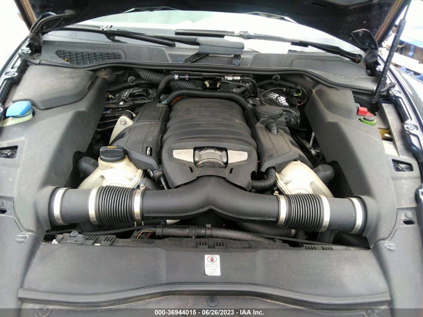 2014 PORSCHE CAYENNE GTS - WP1AD2A29ELA70573