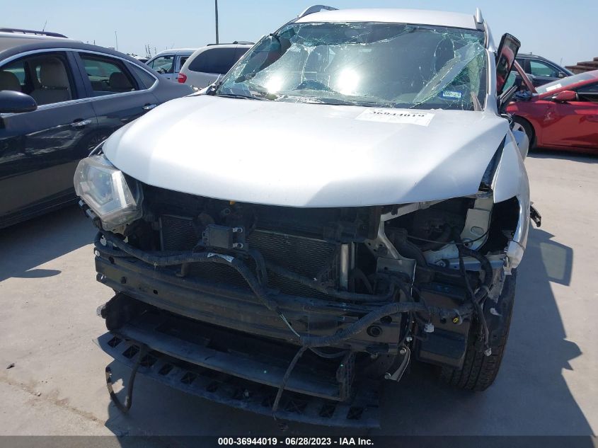 2017 NISSAN ROGUE SV - KNMAT2MT3HP577037